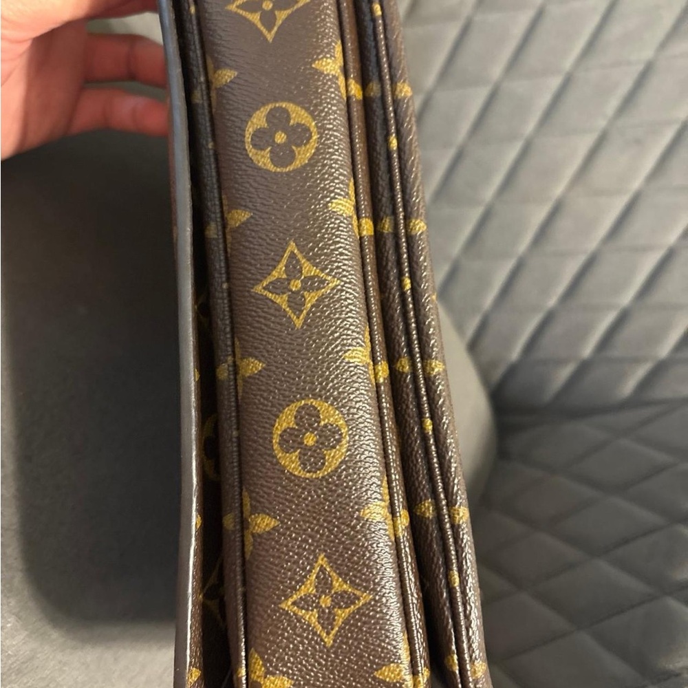 Louis Vuitton Pochette Metis - Picture 9 of 14